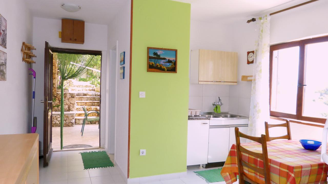 Beach Front Apartments Balica Rat Omiš Exteriör bild